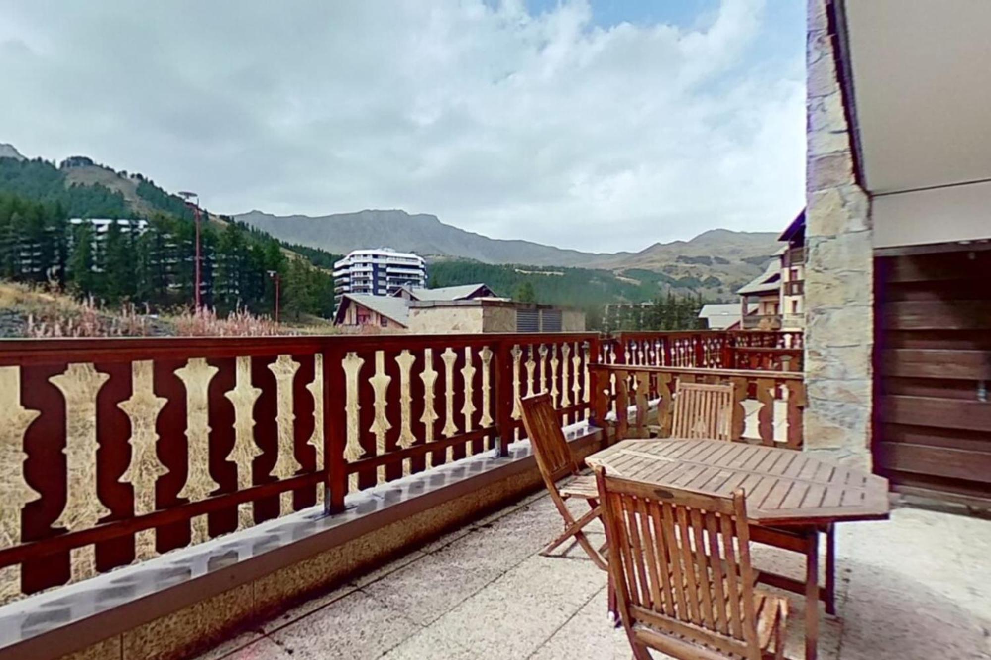 Casa-Amelie Terrace With View And Parking Apartment วาร์ส ภายนอก รูปภาพ